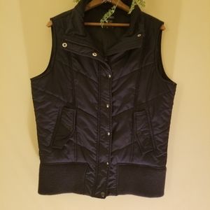 Finish Line Athletics Puffer Vest Size L